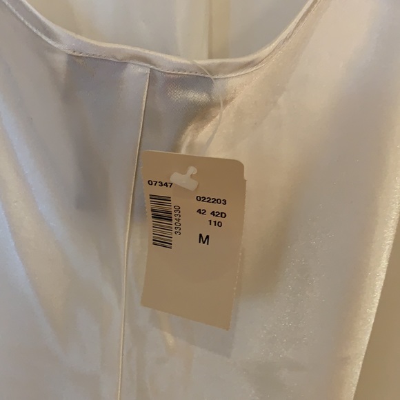 🌟HP🌟NWT Lingerie White Night Gown - size M - Picture 7 of 9